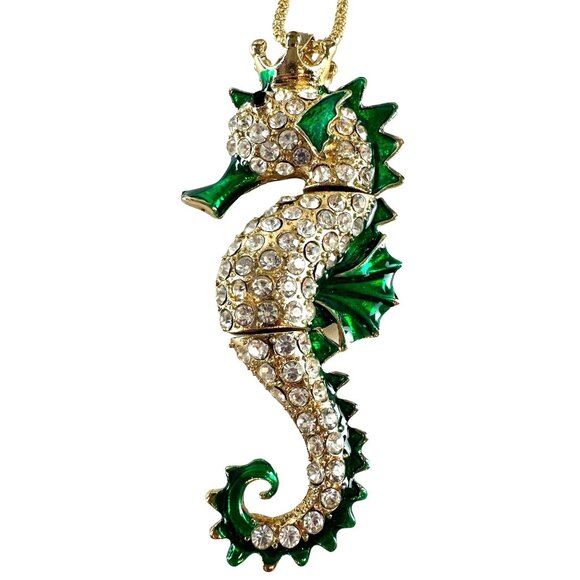 Betsey Johnson Green Crystal Seahorse Pendant Necklace Gold Tone Chain - Picture 1 of 3